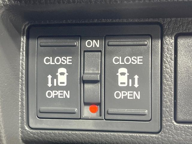 �y�����p���[�X���C�h�h�A�z�X�}�[�g�L�[��^�]�Ȃ̃X�C�b�`�Ō�ȗ����X���C�h�h�A�̊J���\���d��������͂����ăh�A���J����K�v�������A�����Ȃ��q�l�ł��ȒP�ɊJ���߂ł����K�ł���