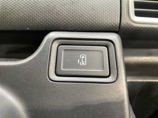 �y�p���[�X���C�h�h�A�z�X�}�[�g�L�[��^�]�Ȃ̃X�C�b�`�ŃX���C�h�h�A�̊J���\���d��������͂����ăh�A���J����K�v�������A���������q�l�ł��A�d���ו��������Ă��鎞�����N�ɊJ���߂ł��܂���