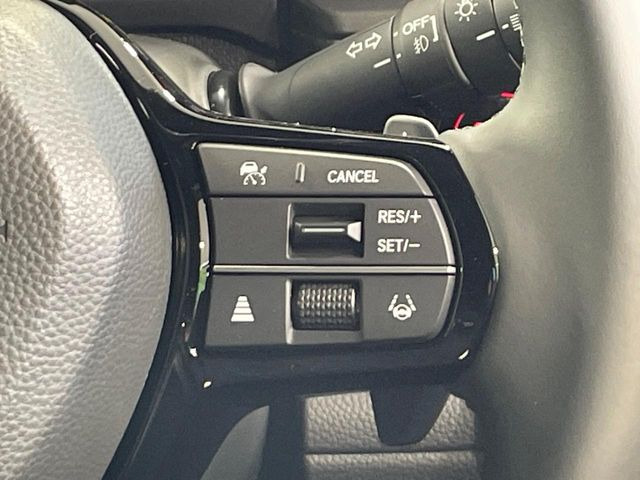 �y�A�_�v�e�B�u�N���[�Y�R���g���[���z�������H�ł̒��������s���y��!!�����ő��x��ۂN���[�Y�R���g���[�����A�Փˌy���V�X�e���ƘA�g���A�O���̎ԗ������m���ĎԊԂ�ۂ悤�ɑ��x���߂��Ă���܂�!!