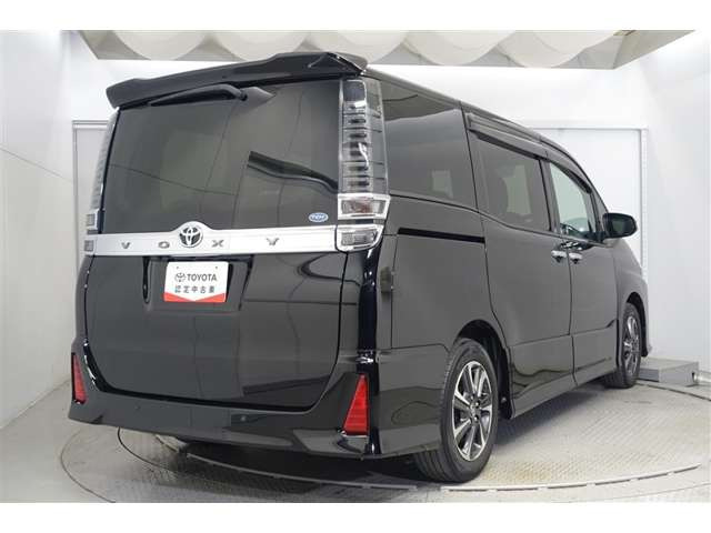 ヴォクシー2.0 ZS 煌III