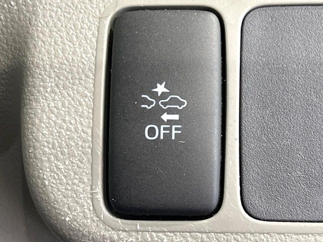 �y�X�}�[�g�A�V�X�g�z���s���ɑO���̎ԗ�����F�����A�Փ˂������Ȏ��͌x��ƃu���[�L�ŏՓˉ���Ɣ�Q�y�����A�V�X�g�B�����S�Ƀh���C�u�����y���݂��������܂��B