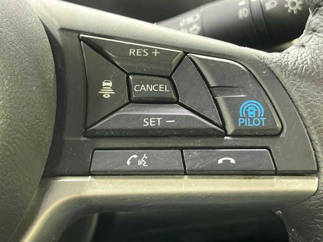 �y�v���p�C���b�g�z�������H�ł̒��������s���y��!!�a�؎��Ə��񑖍s�̃V�[���ŁA�A�N�Z���E�u���[�L�E�X�e�A�����O�������Ő��䂵�A�������^�]�̕��S���y�����Ă���܂���