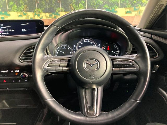 �y�����v�����X�e�A�����O�z�㎿�Ȋv���g�p���邱�ƂŁA��ɂ����������݂ƂĂ��^�]���₷���n���h���ł���