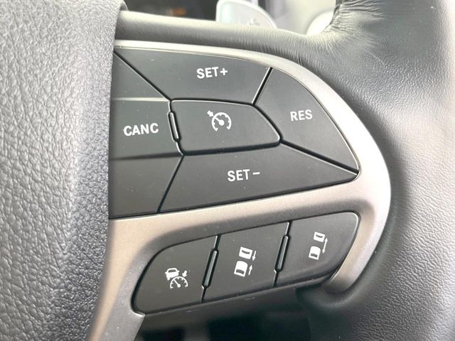 �����[�_�[�N���[�Y�R���g���[��:�O�̎ԂƂ̎Ԋԋ��������ɂƂ�A��葬�x�Ŏ������s���Ă���鎟����̃N���[�Y�R���g���[��!��ɍ������H�⎩���Ԑ�p���H�Ŏg�p����֗��ȋ@�\�ł�!