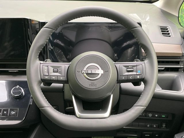 �y�����v�����X�e�A�����O�z�㎿�Ȋv���g�p���邱�ƂŁA��ɂ����������݂ƂĂ��^�]���₷���n���h���ł���