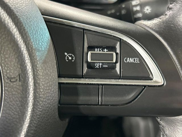 �y�N���[�Y�R���g���[���z�������H�����N���N���s�B�A�N�Z���𗣂��Ă���葬�x�ő��s���ł��A�������^�]���̕��S���y��!�����E�������ȒP�ȃX�C�b�`����Œ����ł��܂��B