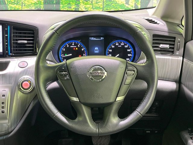 �y�����v�����X�e�A�����O�z�㎿�Ȋv���g�p���邱�ƂŁA��ɂ����������݂ƂĂ��^�]���₷���n���h���ł���