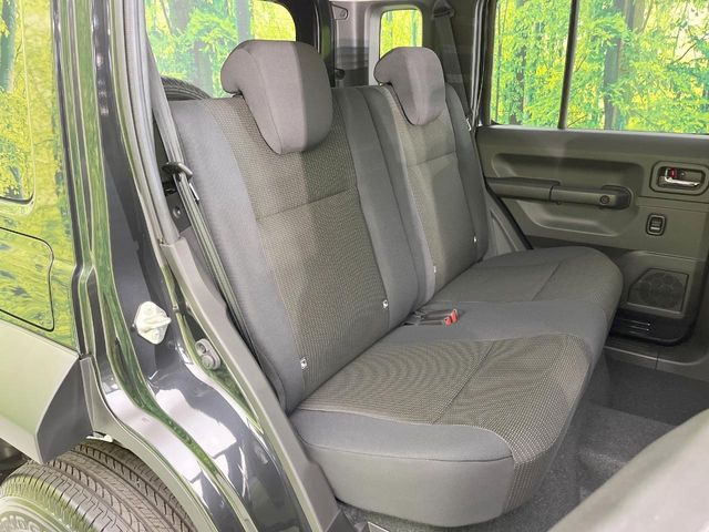 ���i���ȃI���W�i���t���A�}�b�g���I�v�V�����ɂĂ��p�ӂ��Ă���܂��B���D���ȃf�U�C����J���[�����Ԃɍ��킹�đI��ł����������Ƃ��ł��܂���