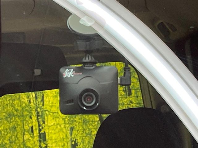 �y�h���C�u���R�[�_�[�z���S�E���S�ȃJ�[���C�t�ɕK�{�̃h���C�u���R�[�_�[�𑕔�!���s���͂������A������^�]�⎖�̂ɑ��������ۂ̏󋵂��f���ŋL�^���A����̃��X�N�ɔ����܂��B