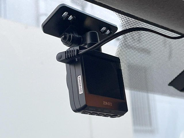 �y�h���C�u���R�[�_�[�z���S�E���S�ȃJ�[���C�t�ɕK�{�̃h���C�u���R�[�_�[�𑕔�!���s���͂������A������^�]�⎖�̂ɑ��������ۂ̏󋵂��f���ŋL�^���A����̃��X�N�ɔ����܂��B