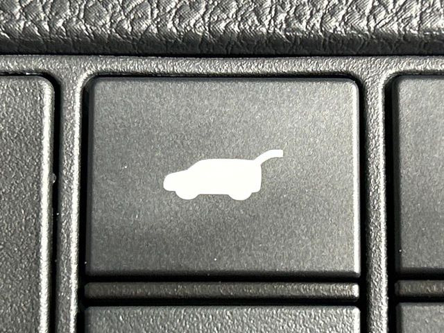 �y�p���[�o�b�N�h�A�z�X�}�[�g�L�[��^�]�Ȃ̃{�^�������������Ń��A�Q�[�g�������ŊJ���܂�!�ו��������Ă��鎞��A�����ʒu�ɂ���o�b�N�h�A��߂�ۂɕ֗��ȋ@�\�ł���