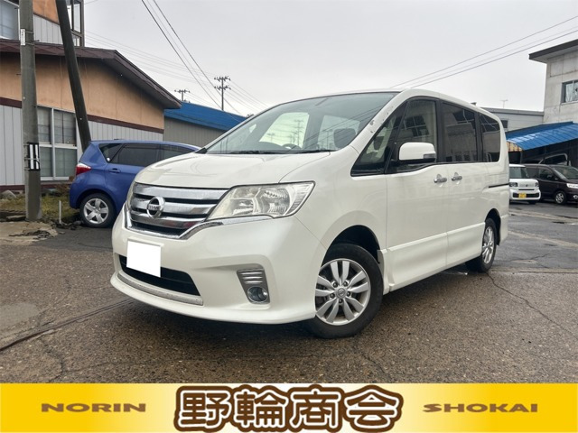 セレナ2.0 ハイウェイスター Vセレクション 4WD