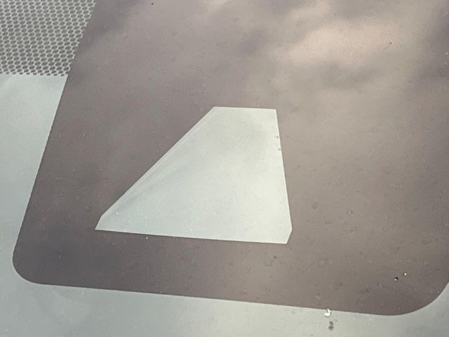 �y�g���^�Z�[�t�e�B�Z���X�z���s���ɑO���̎ԗ�����F�����A�Փ˂������Ȏ��͌x��ƃu���[�L�ŏՓˉ���Ɣ�Q�y�����A�V�X�g�B�����S�Ƀh���C�u�����y���݂��������܂��B