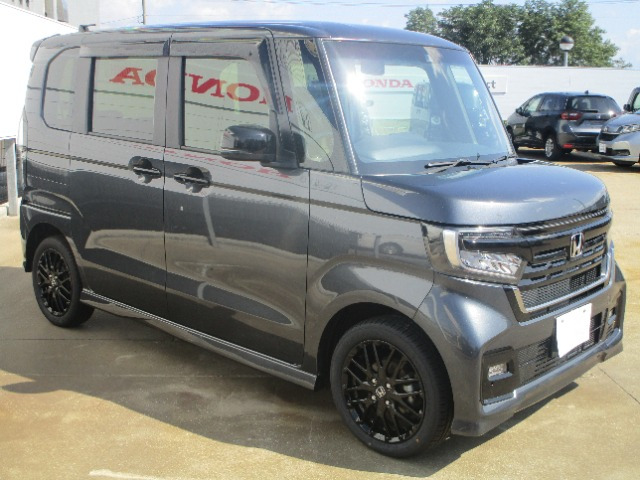 N-BOXカスタムL ターボ スタイルプラス ブラック 4WD