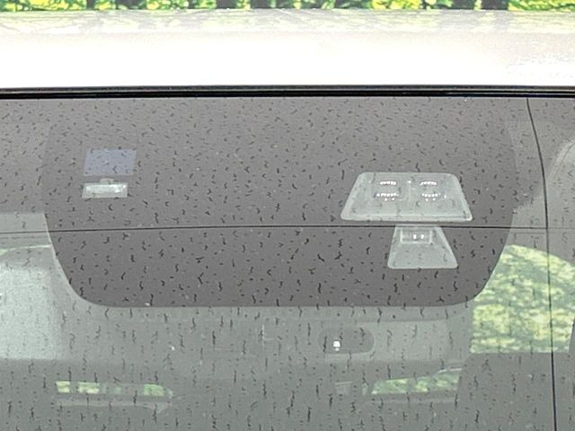 �y�X�}�[�g�V�e�B�u���[�L�T�|�[�g�z�ᑬ���s���ɑO���̎ԗ�����F�����A�Փ˂������Ȏ��͌x��ƃu���[�L�ŏՓˉ���Ɣ�Q�y�����A�V�X�g�B�����S�Ƀh���C�u�����y���݂��������܂��B