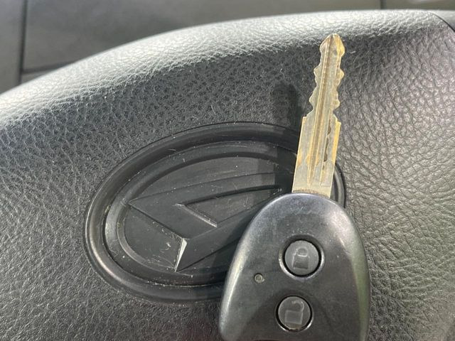 �y�L�[���X�z�������ꂽ�ꏊ����ł��{�^����Ńh�A�̊J���E�{�����ł���̂łƂ��Ă��֗�!�h�A�̌�������ɏ������邱�Ƃ�����܂����