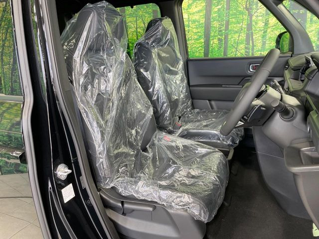 �y�n�[�t���U�[�V�[�g�z�������ƍ���S�n�𗼗������l�C�̃V�[�g���w�ʁE���ʂ̃t�@�u���b�N�f�ނ́A�ʋC���̗ǂ��⊊��ɂ����ɗD��Ă��܂��B�C���╞���ɍ��E���ꂸ���K�ɂ���肢�������܂��B