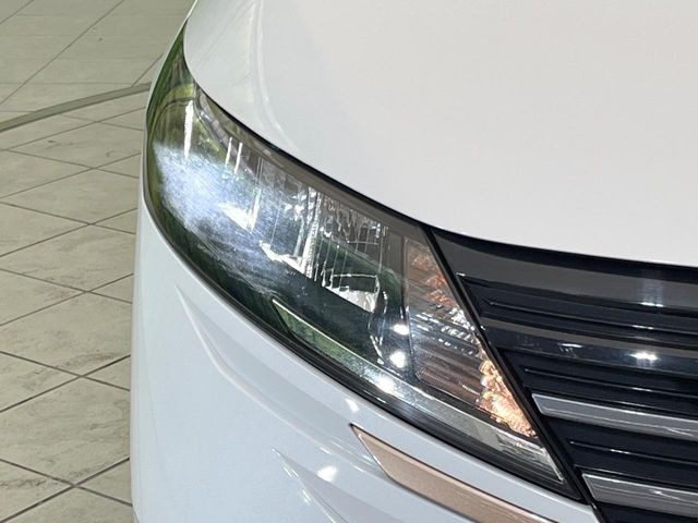 �yLED�w�b�h���C�g�z���V����ԑ��s�����ǍD�Ȏ��E���m�ۂ����S���ĉ^�]�ł��鍂�P�xLED�w�b�h���C�g�𑕔�!�_�����x�������A����d�͂��}�����Ă��܂��B