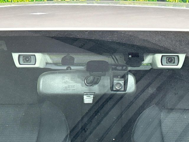 �y�A�C�T�C�gVer3�z�O���̎ԗ��������m���A�Փ˂������Ȏ��͌x��Œ��ӂ𑣂��A�u���[�L�𓥂ޗ͂��T�|�[�g�B�u���[�L�𓥂߂Ȃ������ꍇ�͏Փ˔�Q�y���u���[�L���쓮�A�Փˉ�����T�|�[�g���܂��B