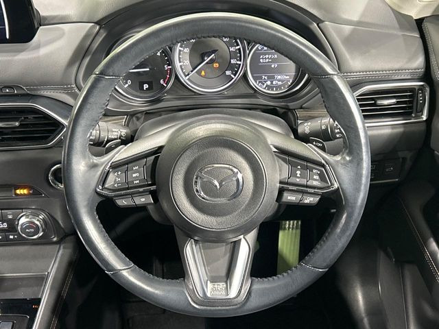 �y�����v�����X�e�A�����O�z�㎿�Ȋv���g�p���邱�ƂŁA��ɂ����������݂ƂĂ��^�]���₷���n���h���ł���