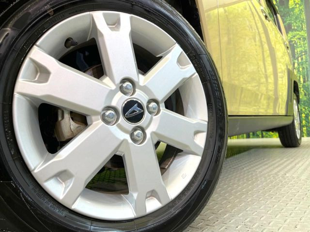 �y�����A���~�z�C�[���z�O�ςɃ}�b�`���������A���~�z�C�[���𑕒����Ă���܂��B�e��ЊO�A���~�z�C�[����A�X�^�b�h���X�^�C�����戵�����Ă���܂��B���񂲑��k����������