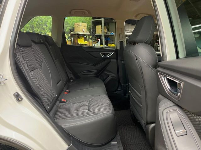 �㕔���Ȃ��C�ɂȂ�悤�ȃL�Y�E�����ւ��蓙�A�傫�ȃ_���[�W�͂Ȃ��A�ǍD�ȏ�Ԃł��B