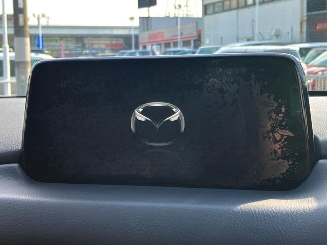 �������̃i�r����������Ă���܂�!�G���W�������������ɁA���[�J�[�̃��S���o�Ă���̂��������ł���