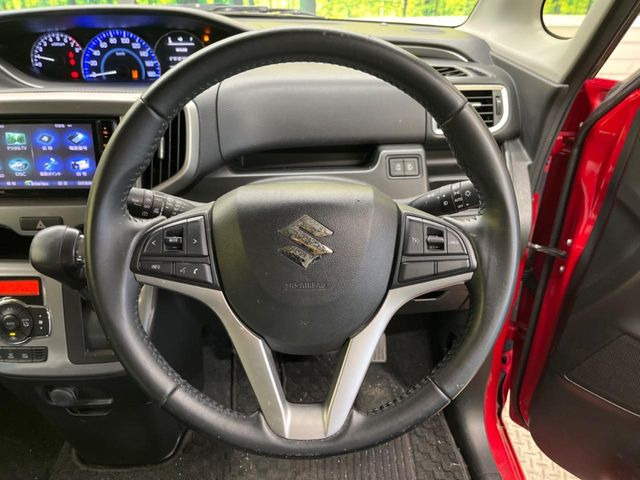 �y�f���A���J�����u���[�L�T�|�[�g�z���s���ɑO���̎ԗ�����F�����A�Փ˂������Ȏ��͌x��ƃu���[�L�ŏՓˉ���Ɣ�Q�y�����A�V�X�g�B�����S�Ƀh���C�u�����y���݂��������܂��B