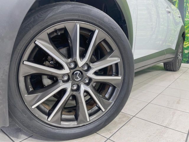 �y����18�C���`�A���~�z�C�[���z�O�ςɃ}�b�`���������A���~�z�C�[���𑕒����Ă���܂��B�e��ЊO�A���~�z�C�[����A�X�^�b�h���X�^�C�����戵�����Ă���܂��B���񂲑��k����������