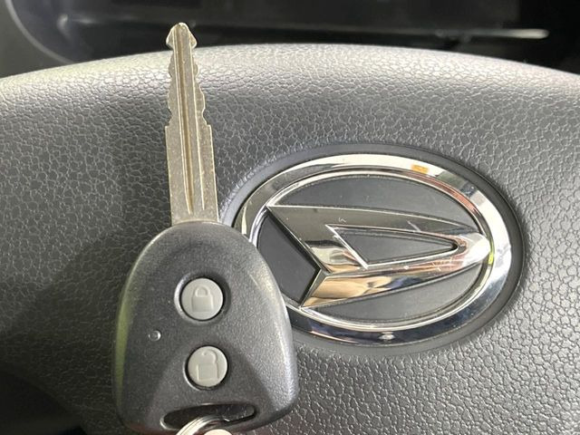 �y�L�[���X�z�������ꂽ�ꏊ����ł��{�^����Ńh�A�̊J���E�{�����ł���̂łƂ��Ă��֗�!�h�A�̌�������ɏ������邱�Ƃ�����܂����