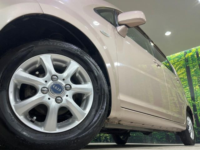 �y13�C���`�A���~�z�C�[���z�O�ςɃ}�b�`�����A���~�z�C�[���𑕒����Ă���܂��B�e��A���~�z�C�[����A�X�^�b�h���X�^�C�����戵�����Ă���܂��B���񂲑��k����������