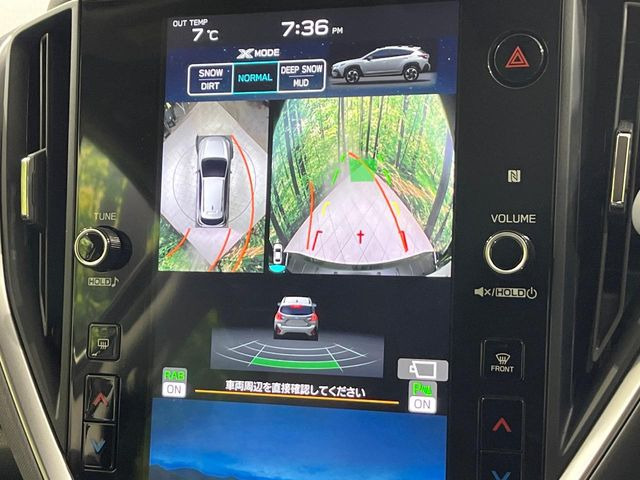 �y�}���`�e���C�����j�^�[�z�Ԃ̃t�����g��T�C�h�̃J�����摜�𓯎��Ƀ��j�^�[�\�����邱�ƂŁA���H�⋷�����𑖍s���ł����͂̏󋵊m�F���ł����S!�{�iSUV�ɂ��ꂵ�������ł���