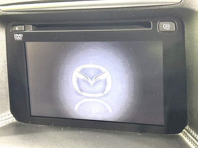 �y�}�c�_�R�l�N�g�i�r�z�ԓ��̕��͋C�Ƀ}�b�`������̌^�^�C�v�̃i�r�B�e����q�ݒ��Bluetooth�Đ����A�l�X�ȋ@�\���y���߂܂��B�����I�ȃ_�C�������삪�\�ŁA�g��������ǍD�ł��B