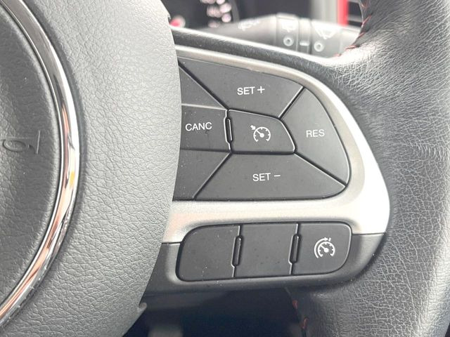 ���N���[�Y�R���g���[��:�������H�⎩���Ԑ�p���H���ɂāA�葬���q���\�ƂȂ�֗��ȋ@�\�ł��B�������ړ��̍ۂł����ɂ����֗��ɂ��g�����������܂���