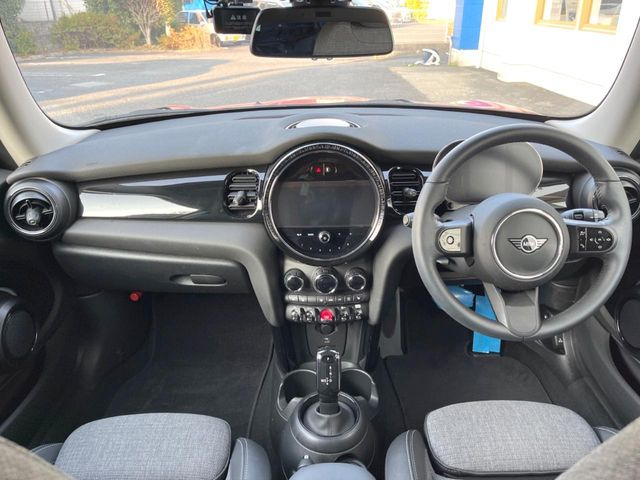 �O���[�v���݌ɐ���30,000��!!�S���̌n��X���烁�[�J�[�E�Ԏ��킸���Љ�o����̂ŁA���Ȃ��Ƀs�b�^���̂��Ԃ�������͂��ł���܂��͂��₢���킹��������