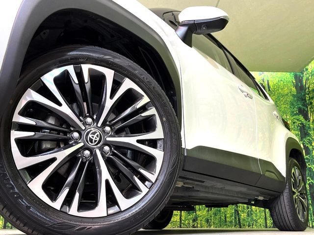 �y����18�C���`�A���~�z�C�[���z�O�ςɃ}�b�`���������A���~�z�C�[���𑕒����Ă���܂��B�e��ЊO�A���~�z�C�[����A�X�^�b�h���X�^�C�����戵�����Ă���܂��B���񂲑��k����������