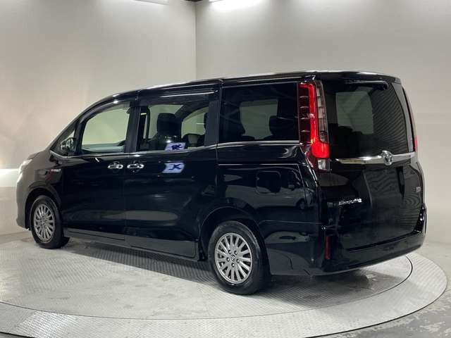 �l�C�̎Ԏ킪�����낢!�e���[�J�[ �ŐV�l�C�Ԃ����C���i�b�v!���ĐG���đI�ׂ�W����ł�!