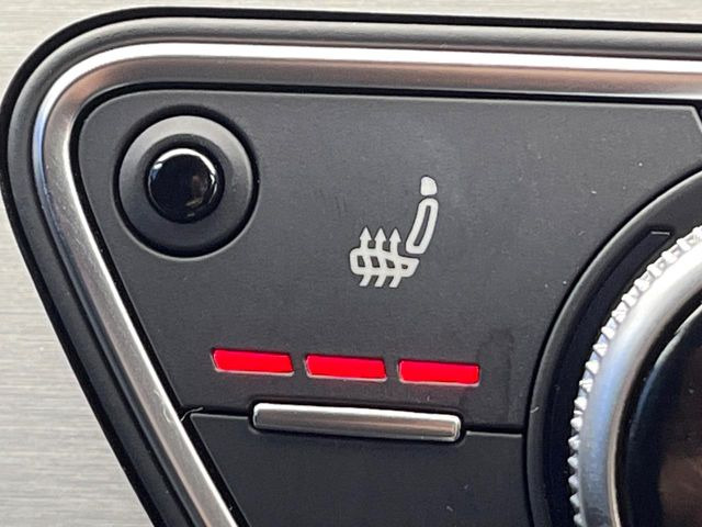 ���t�����g�V�[�g�q�[�e�B���O:�^�]�ȁE����ȋ��ɎO�i�K�Œ��߂��\�ȃV�[�g�q�[�^�[�𑕔����Ă���܂��B�G�߂��킸���K�ɂ��g�p���������܂��B