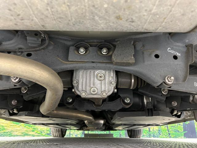 ����肪���ꂢ�Ȃ����ɁA�h�K���H�̎{�H���I�X�X���B�~��n��͂������A���ݕ��ɂ��Z���̕���A��Ń}�����E�E�B���^�[�X�|�[�c���������ɂ��D�]���������Ă���܂��B