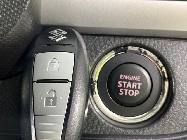 �y�L�[���X�X�^�[�g�V�X�e���z�J�o����|�P�b�g�ɓ��ꂽ�܂܂ł��h�A�̎{���E�������\�ȃX�}�[�g�L�[�𑕔��B�G���W���̃I���E�I�t�����J�M�����o���K�v����������Ƃ��Ă��֗��ł���