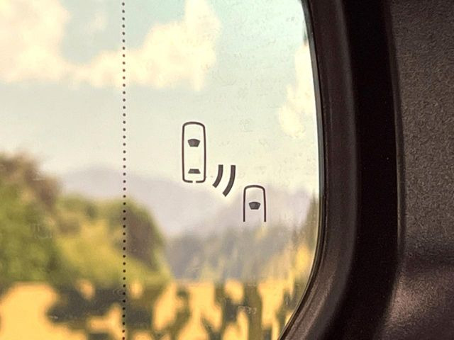 �y�u���C���h�X�|�b�g���j�^�[�z���s���A�h�A�~���[�̎��p�ɂȂ�₷���ӏ��Ɍ㑱�Ԃ��ڋ߂���ƃT�C�h�~���[�̃����Y�Ɍx����\��!�h���C�o�[�ɒ��ӊ��N�����Ă���܂��B