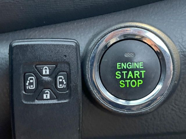 �y�X�}�[�g�L�[�z�J�o����|�P�b�g�ɓ��ꂽ�܂܂ł��h�A�̎{���E�������\�ȃX�}�[�g�L�[�𑕔��B�G���W���̃I���E�I�t�����J�M�����o���K�v����������Ƃ��Ă��֗��ł���