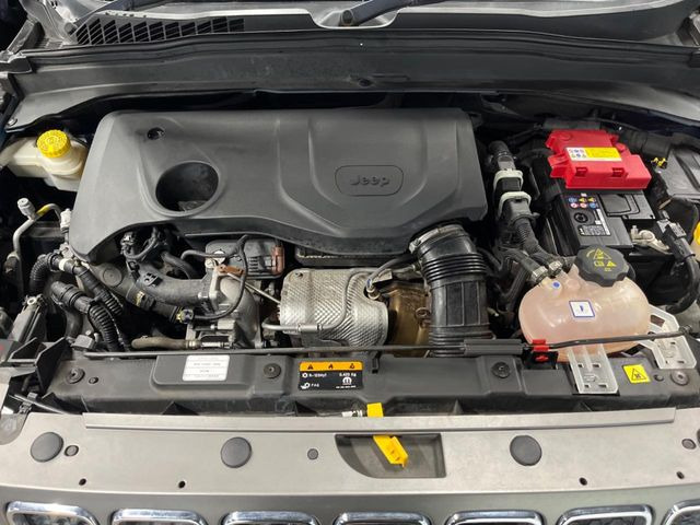 �����X�ł́A�e���[�J�[�̐�p�f�f�e�X�^�[�𓱓��B���Ǝ��i�����e�N�j�J���X�^�b�t���풓���Ă���܂��̂ŁA������̍ۂɂ����S���Ă����p���������܂��B