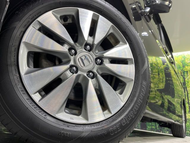 �y����16�C���`�A���~�z�C�[���z�O�ςɃ}�b�`���������A���~�z�C�[���𑕒����Ă���܂��B�e��ЊO�A���~�z�C�[����A�X�^�b�h���X�^�C�����戵�����Ă���܂��B���񂲑��k����������