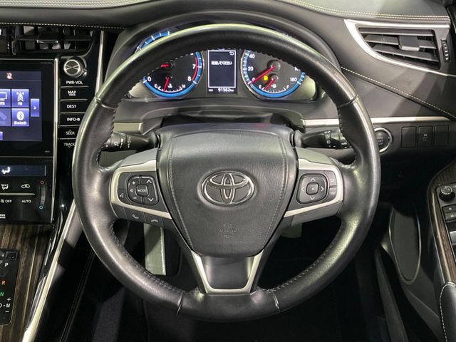 �y�����v�����X�e�A�����O�z�㎿�Ȋv���g�p���邱�ƂŁA��ɂ����������݂ƂĂ��^�]���₷���n���h���ł���