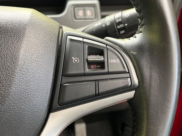 �y�N���[�Y�R���g���[���z�������H�����N���N���s�B�A�N�Z���𗣂��Ă���葬�x�ő��s���ł��A�������^�]���̕��S���y��!�����E�������ȒP�ȃX�C�b�`����Œ����ł��܂��B