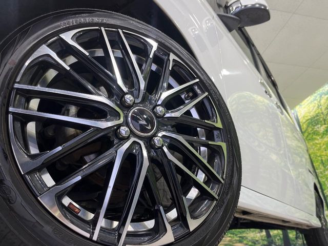 �y16�C���`�A���~�z�C�[���z�O�ςɃ}�b�`�����A���~�z�C�[���𑕒����Ă���܂��B�e��A���~�z�C�[����A�X�^�b�h���X�^�C�����戵�����Ă���܂��B���񂲑��k����������