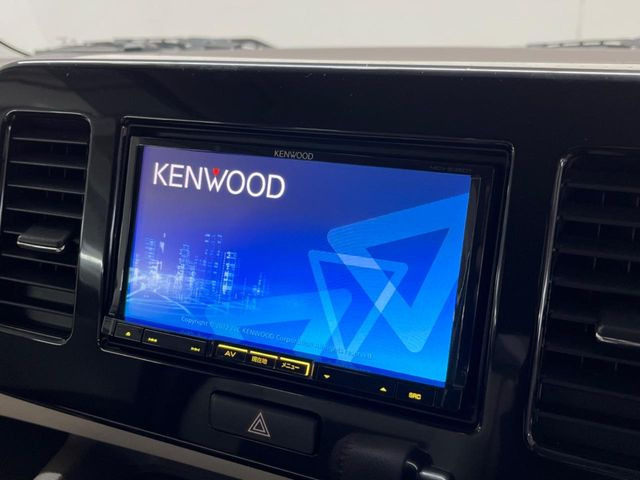 �y�i�r�Q�[�V�����z�g���₷���i�r�ŖړI�n�܂ł�������ē����Ă���܂��B�e��I�[�f�B�I�Đ��@�\���[�����Ă���A���Ԃ̉^�]������Ɋy�����Ȃ�܂�!!