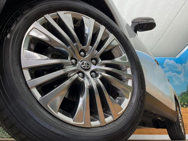 �y����19�C���`�A���~�z�C�[���z�O�ςɃ}�b�`���������A���~�z�C�[���𑕒����Ă���܂��B�e��ЊO�A���~�z�C�[����A�X�^�b�h���X�^�C�����戵�����Ă���܂��B���񂲑��k����������