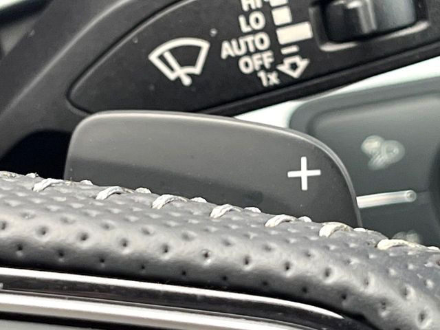 ���X�e�A�����O�p�h���V�t�g:�N�C�b�N�ȃV�t�g���삪�\!���X�|���X�������A���Ȃ��̃M�A�ϑ��ɂ�������Ƃ��Ă��Ă���܂�!���Ԃƈ�̂ƂȂ�鑕���ł��B